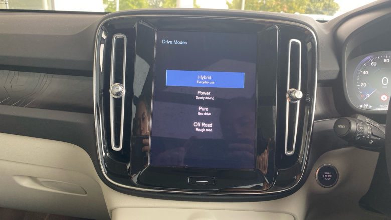 Volvo Xc40 1.5 T5 Recharge PHEV Ultimate Dark 5dr Auto Estate